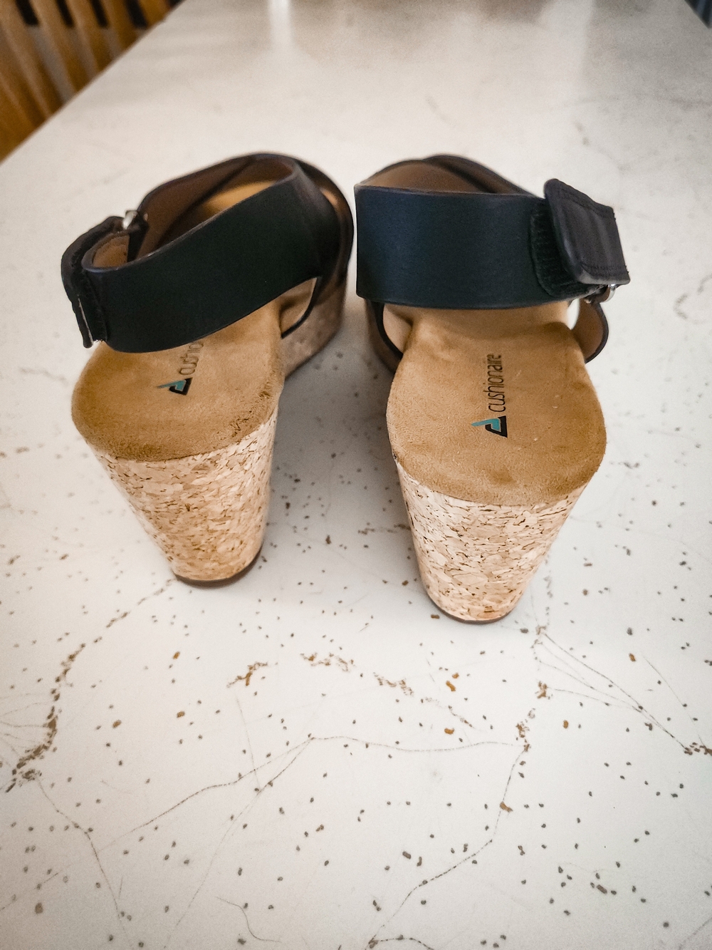 Cushionaire Cork Wedge Platform Sandals Black Size 8 Women's Comfort Shoes - Picture 5 of 8